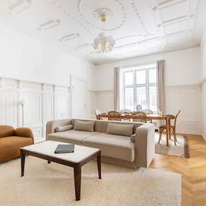  Apartment Large Apartment In Central Copenhagen By Tivoli Gardens